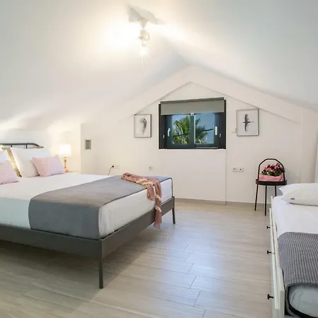 Sandy Toes Apartment