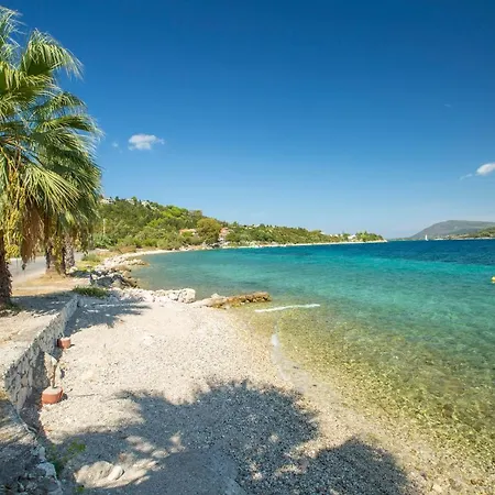Sandy Toes Lygia (Lefkada)